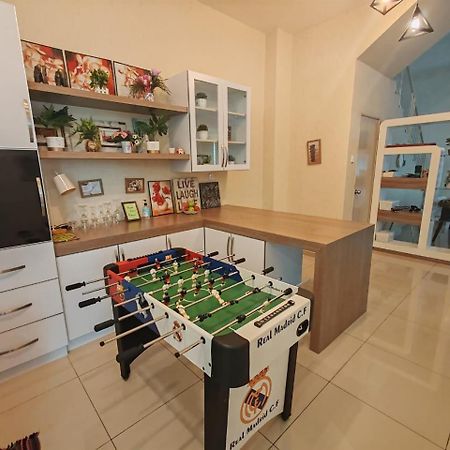 Teluk Batik 17Paradisehome Private Pool Karaoke Snooker Bbq 15Pax Лумут Экстерьер фото