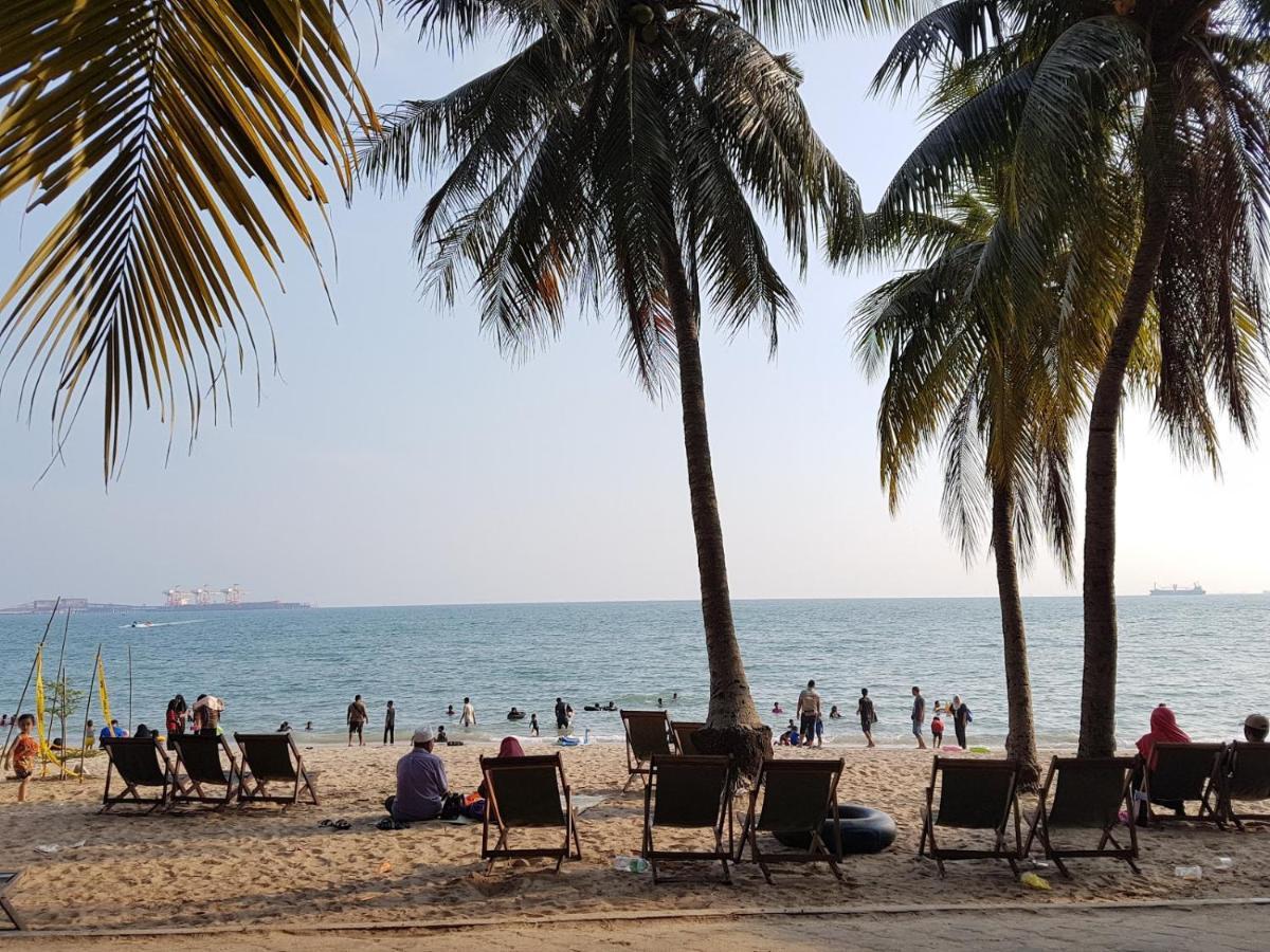 Teluk Batik 17Paradisehome Private Pool Karaoke Snooker Bbq 15Pax Лумут Экстерьер фото