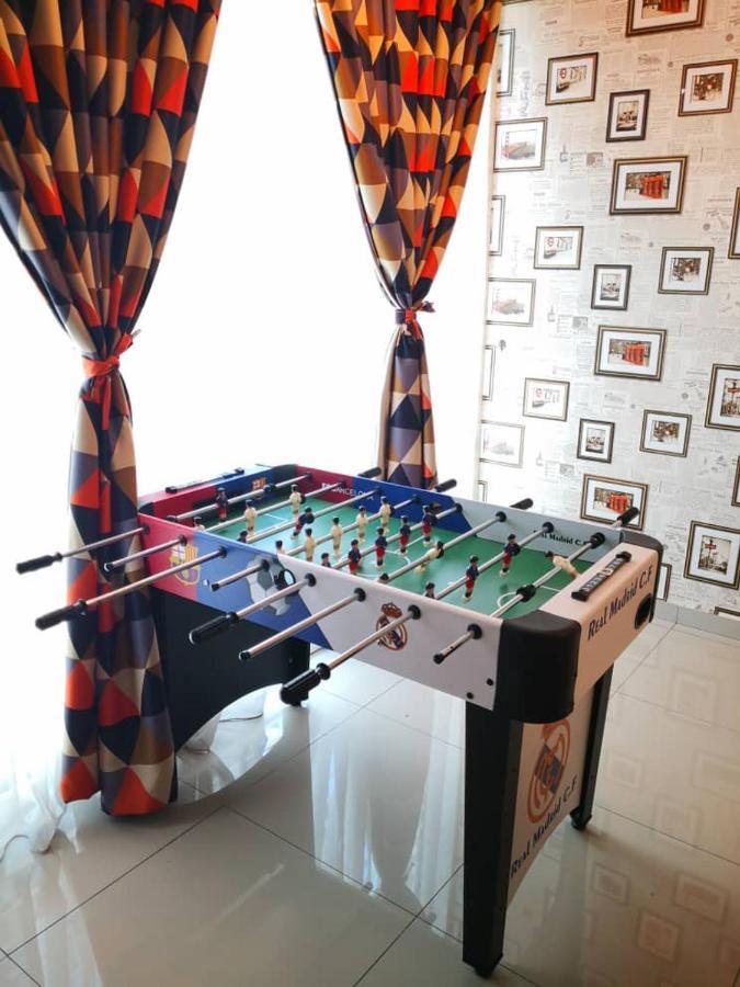 Teluk Batik 17Paradisehome Private Pool Karaoke Snooker Bbq 15Pax Лумут Экстерьер фото