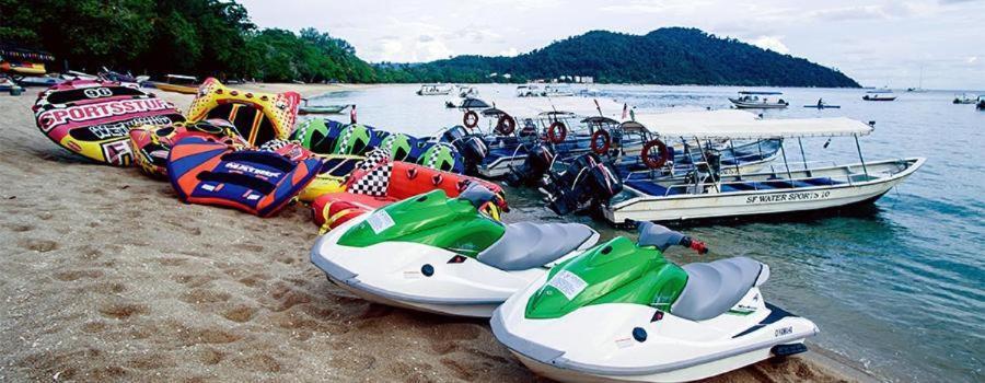 Teluk Batik 17Paradisehome Private Pool Karaoke Snooker Bbq 15Pax Лумут Экстерьер фото