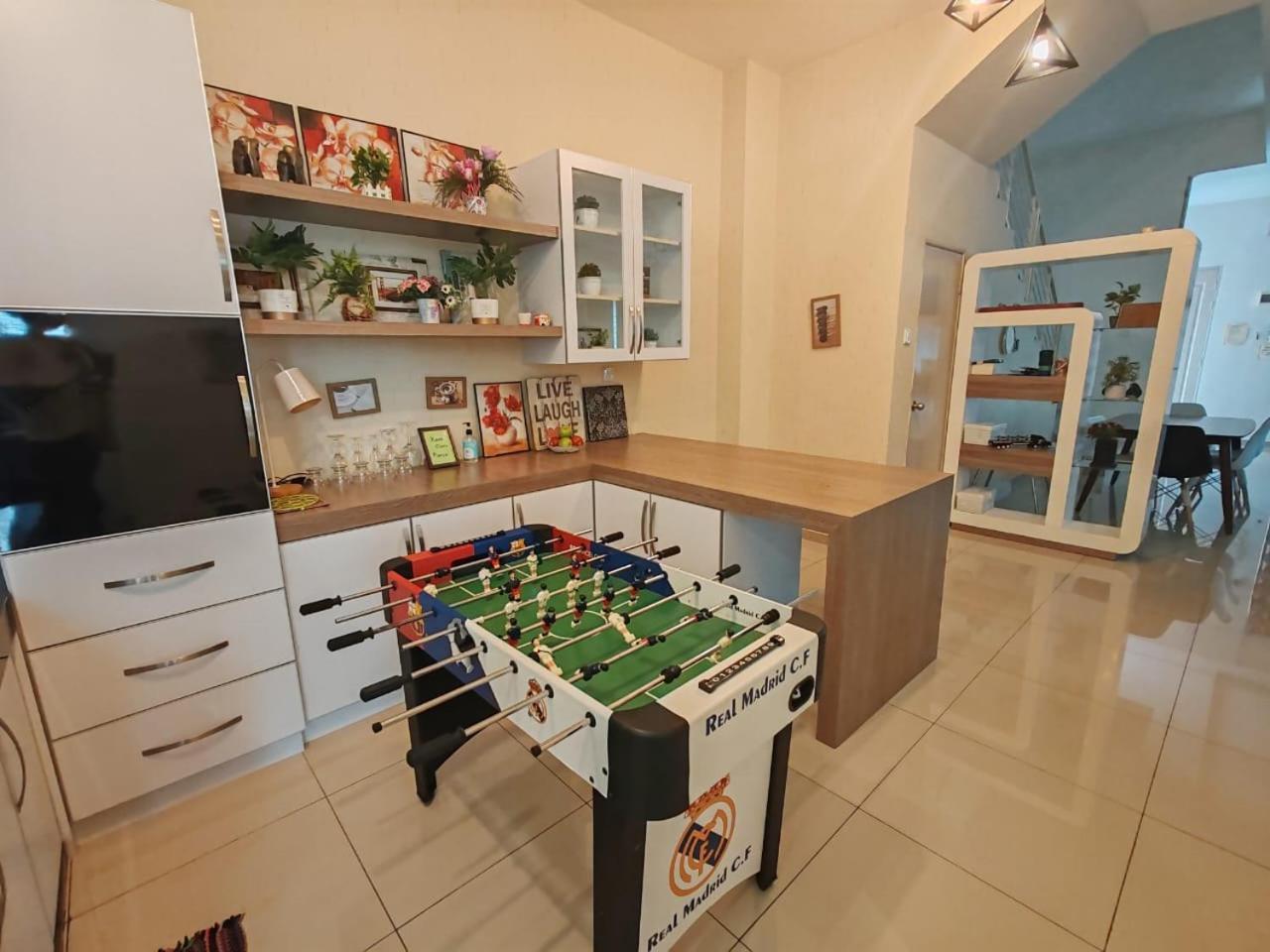 Teluk Batik 17Paradisehome Private Pool Karaoke Snooker Bbq 15Pax Лумут Экстерьер фото